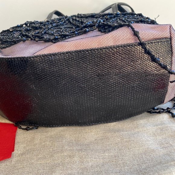 Vintage Valentino Garavani Beaded Lace Tote - Picture 4 of 15